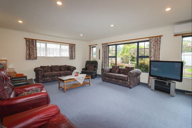 Photo of property in 64 Gregg Street, Dannevirke, 4930