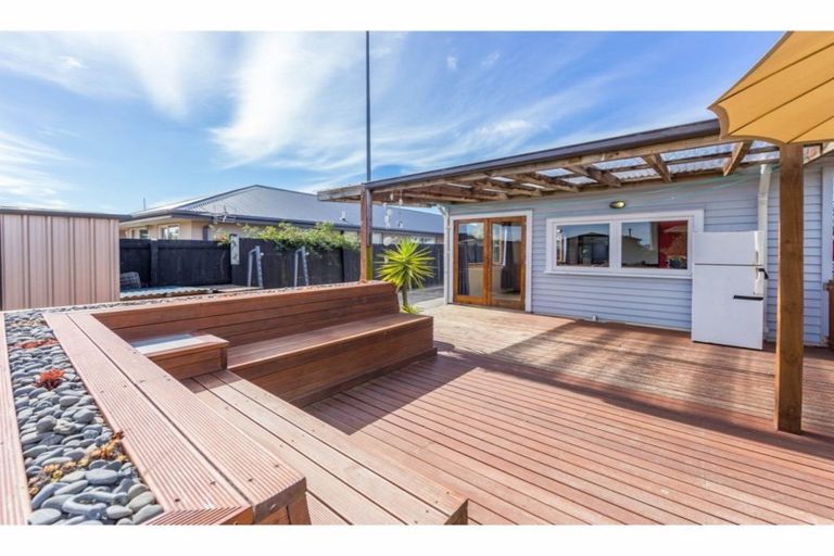 Photo of property in 38 Oram Avenue, New Brighton, Christchurch, 8061