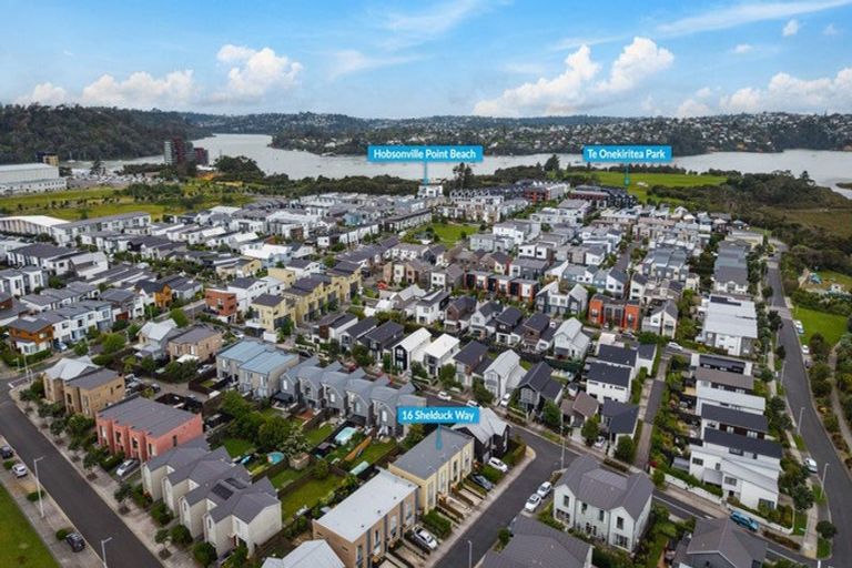 Photo of property in 16 Shelduck Way, Hobsonville, Auckland, 0616