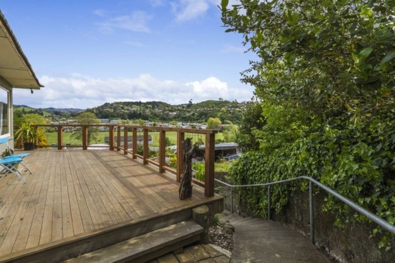 Photo of property in 32 Tipahi Street, Nelson South, Nelson, 7010