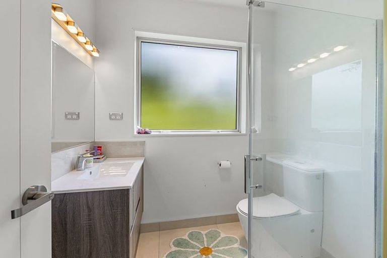 Photo of property in 15 Mcintosh Drive, Pokeno, 2471