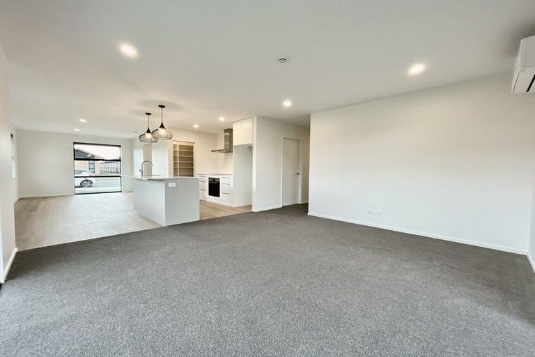 Photo of property in 7 Coach Way, Rolleston, 7614