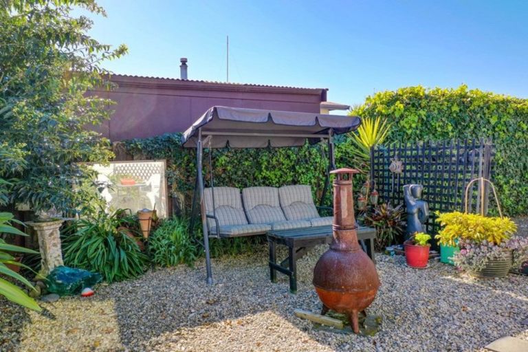 Photo of property in 1/81 Awatapu Drive, Whakatane, 3120