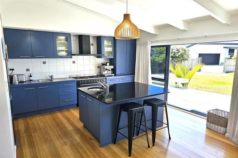 Photo of property in 133 Harbour Drive, Matarangi, Whitianga, 3592