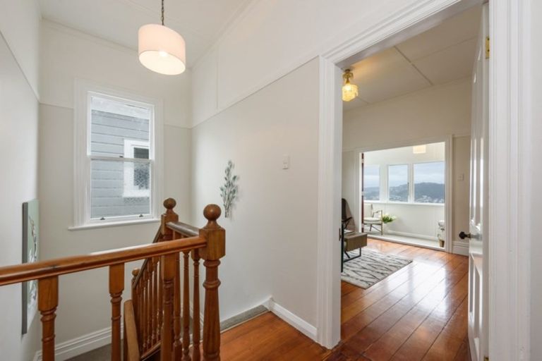 Photo of property in 3/57 Central Terrace, Kelburn, Wellington, 6012