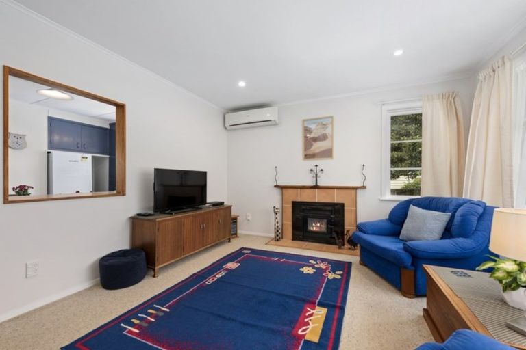 Photo of property in 29 Oxford Crescent, Ebdentown, Upper Hutt, 5018