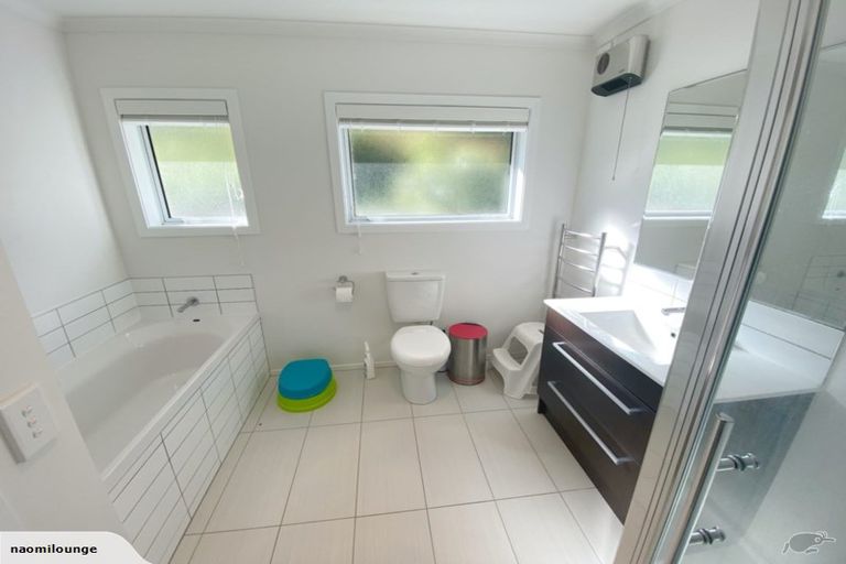 Photo of property in 44 Khouri Avenue, Karori, Wellington, 6012