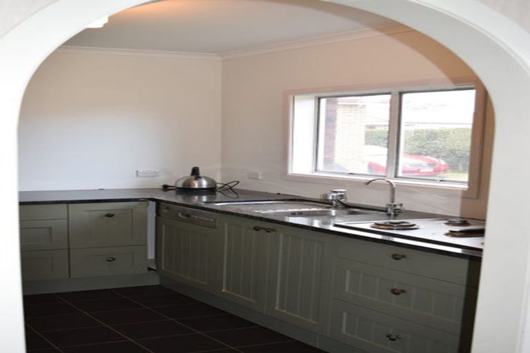 Photo of property in 2 Normanby Street, Fitzroy, New Plymouth, 4312