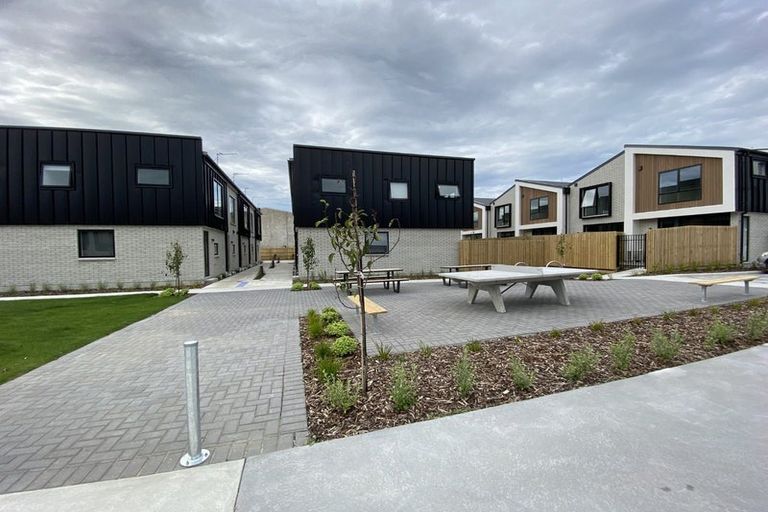 Photo of property in 5/323 Lincoln Road, Addington, Christchurch, 8024