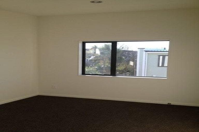 Photo of property in 7/11 Gordon Place, Newtown, Wellington, 6021
