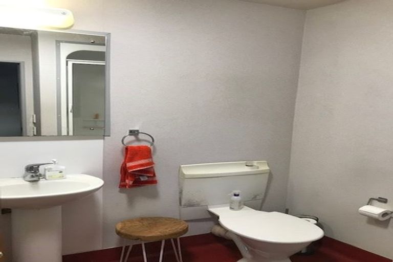 Photo of property in 2/112 Mairangi Road, Wilton, Wellington, 6012