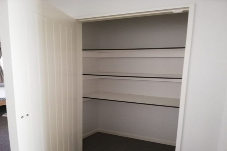 Photo of property in 16 Lomas Way, Albany, Auckland, 0632