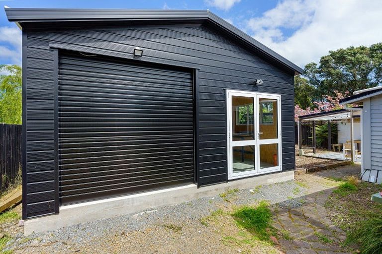Photo of property in 27 Toi Street, Otaki Beach, Otaki, 5512