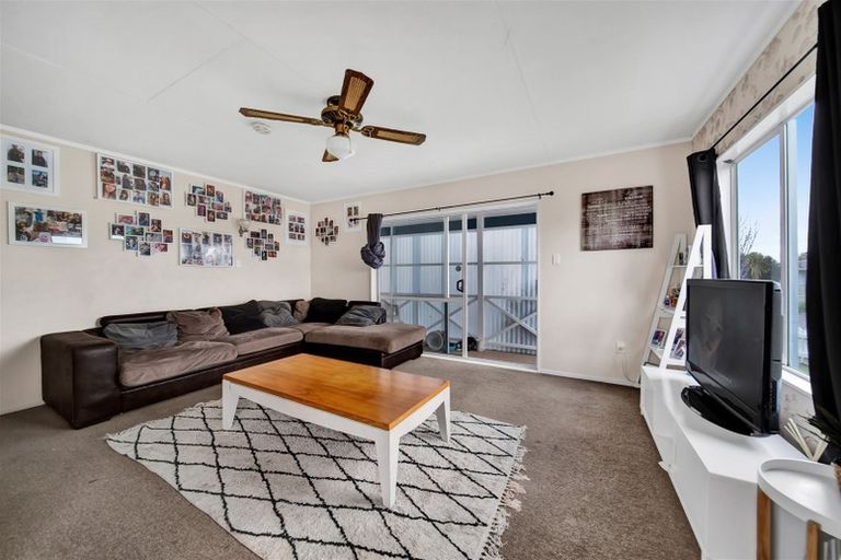 Photo of property in 4 Desmond Place, Bell Block, New Plymouth, 4312