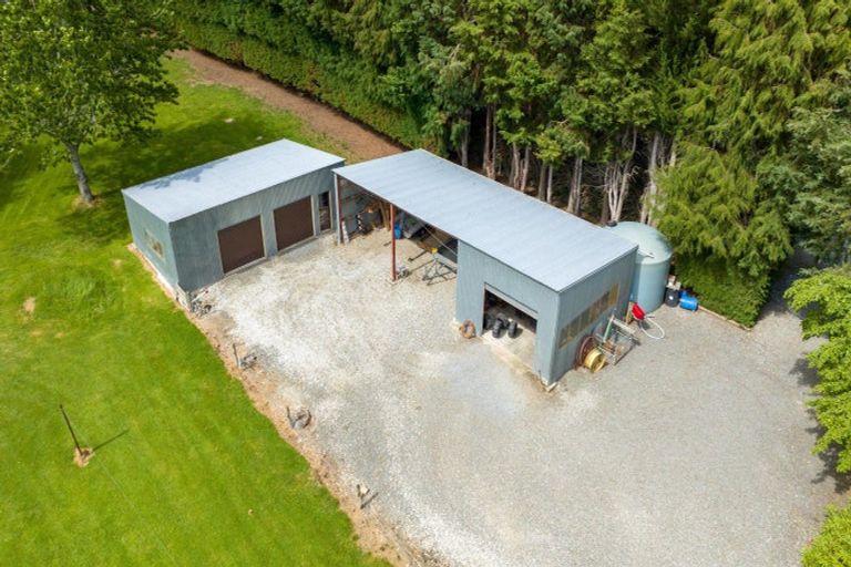 Photo of property in 129 Mataura Island Fortrose Road, Mataura Island, Wyndham, 9891