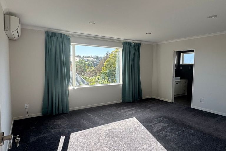 Photo of property in 37 Charles Dickens Drive, Mellons Bay, Auckland, 2014