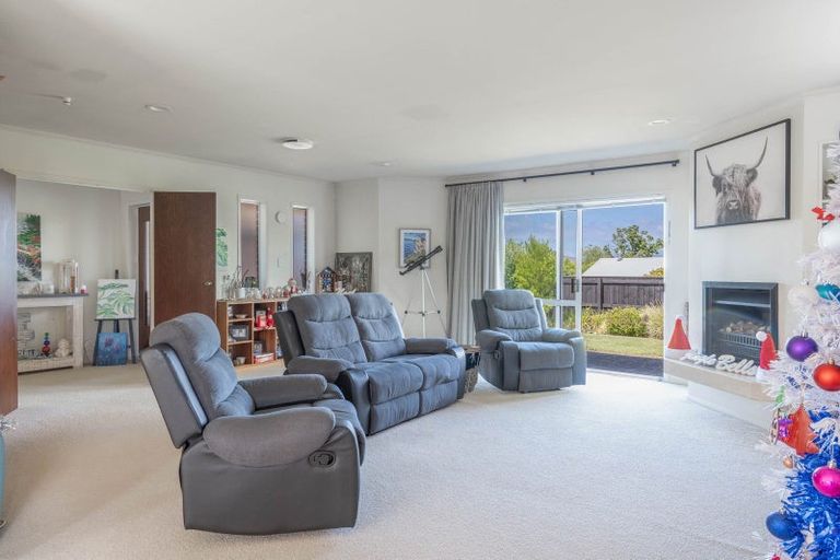 Photo of property in 1 Te Hatepe Avenue, Taupo, 3330