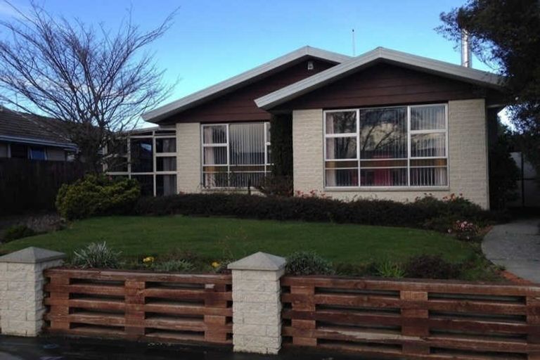 Photo of property in 12 Ashwood Street, Parklands, Christchurch, 8083