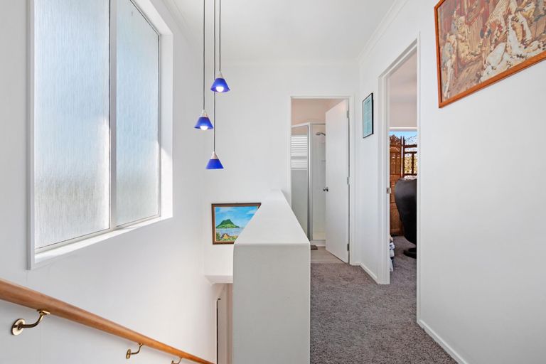 Photo of property in 35 Ocean View Road, Waihi Beach, 3611