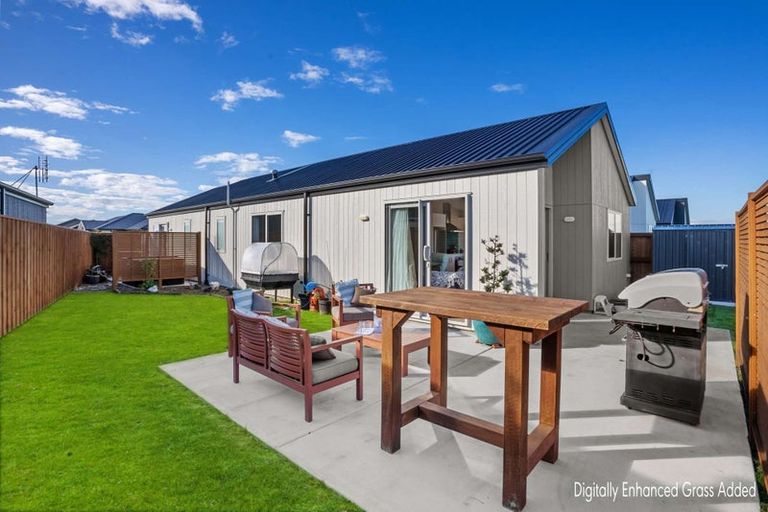 Photo of property in 18 Nepia Lane, Rolleston, 7615