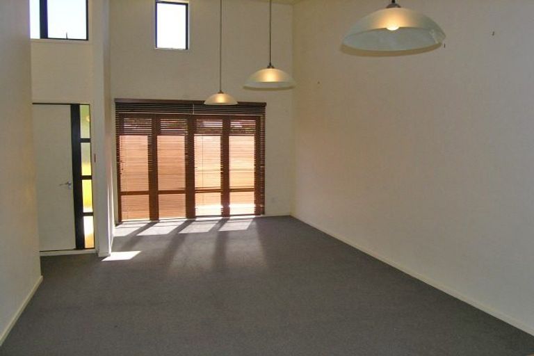 Photo of property in 2j Hatton Street, Karori, Wellington, 6012