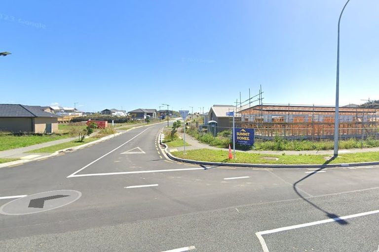 Photo of property in 7 Paapaka Way, Waiuku, 2123