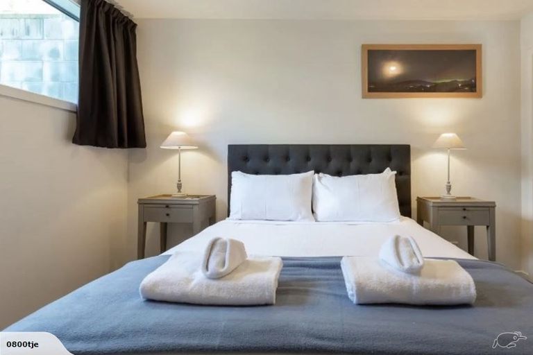 Photo of property in 18a Sainsbury Road, Fernhill, Queenstown, 9300