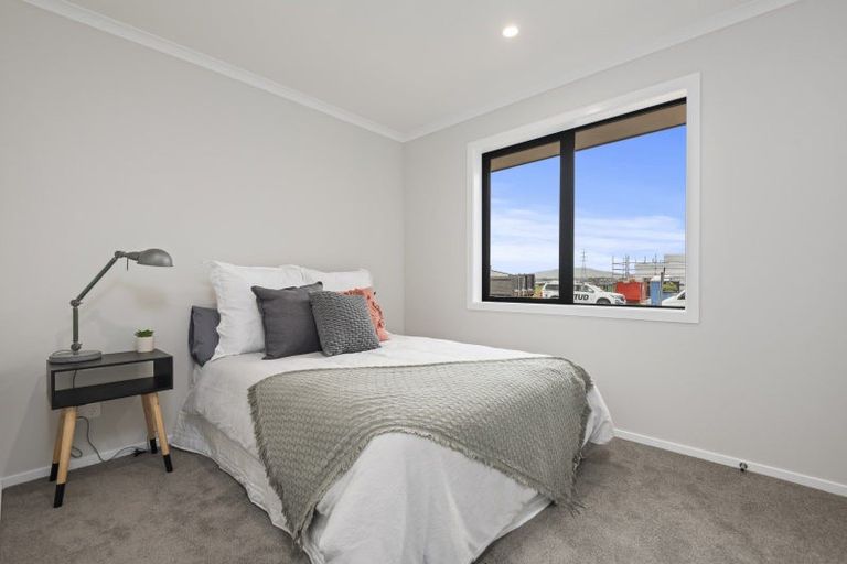 Photo of property in 72 Atlantic Drive, Fitzherbert, Palmerston North, 4410