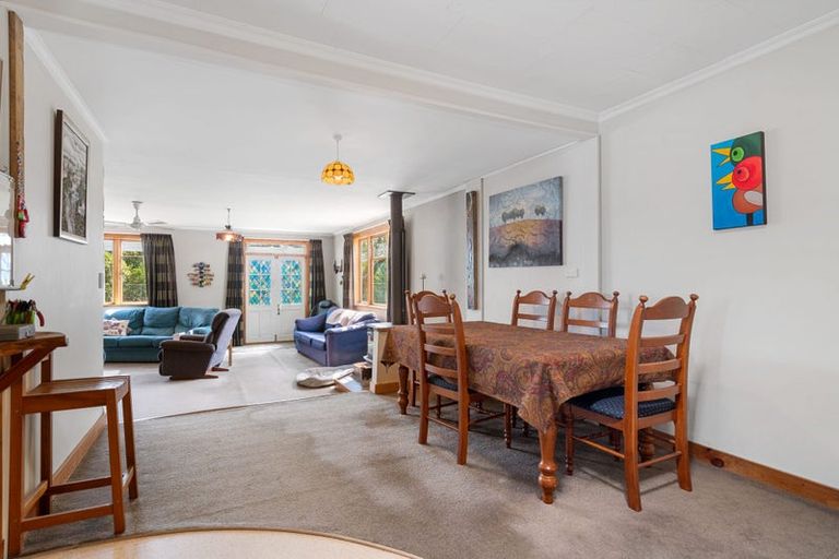 Photo of property in 120 Waihakeke Road, Waihakeke, Carterton, 5792