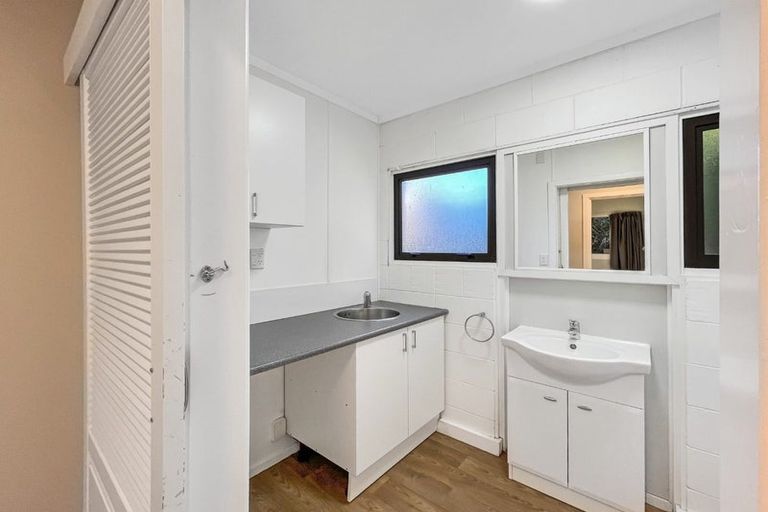 Photo of property in 493 Ruahine Street, Terrace End, Palmerston North, 4410