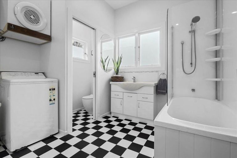 Photo of property in 1 Nettie Street, Te Kuiti, 3910