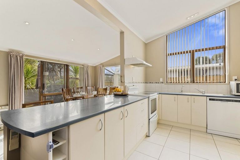 Photo of property in 11 Icarus Place, Sunnybrook, Rotorua, 3015