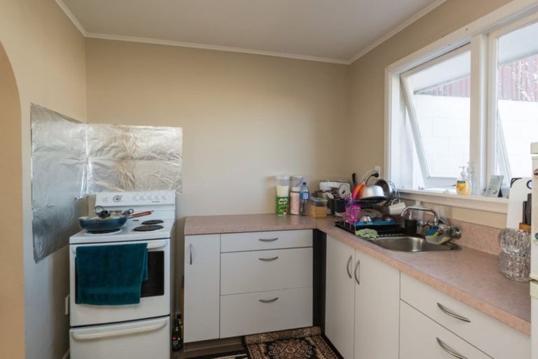 Photo of property in 2/89 Hills Road, Edgeware, Christchurch, 8013