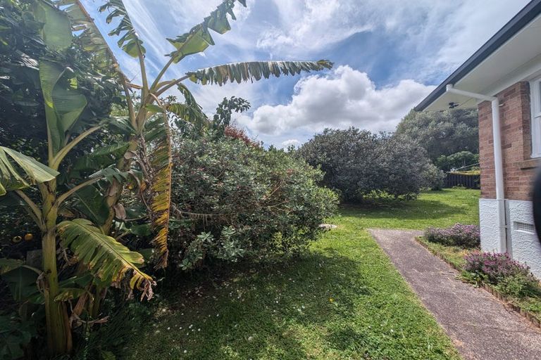 Photo of property in 9 Kowhai Park Road, Maunu, Whangarei, 0110