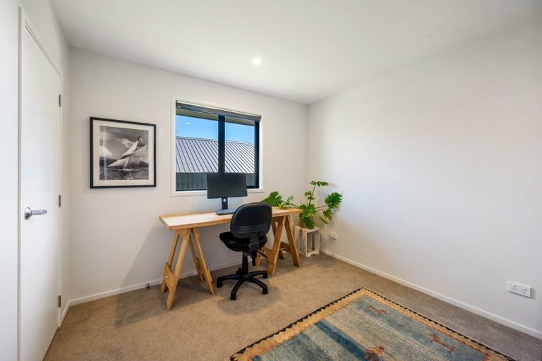 Photo of property in 6 Tuohy Lane, Wanaka, 9305