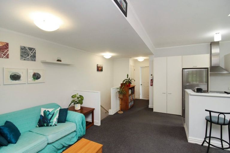 Photo of property in 10/162 Aro Street, Aro Valley, Wellington, 6021