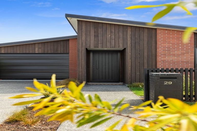 Photo of property in 29 Empire Crescent, Papamoa, 3118