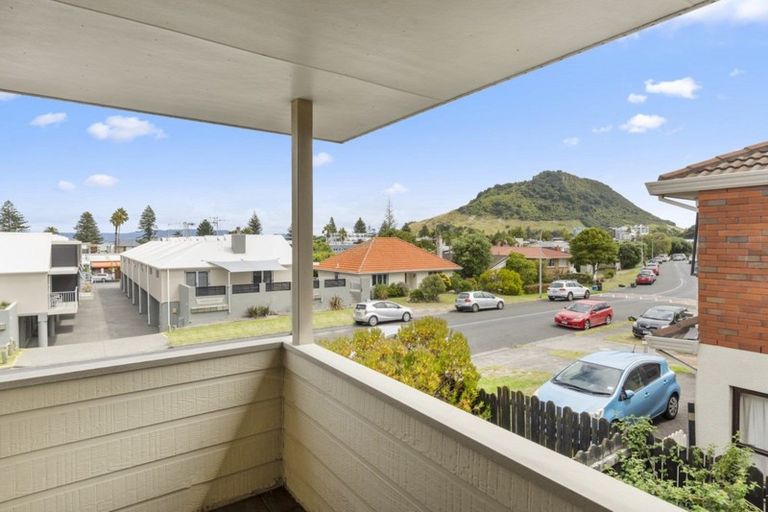 Photo of property in 2/49 May Street, Mount Maunganui, 3116