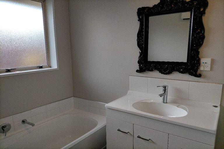 Photo of property in 175a Palmers Road, New Brighton, Christchurch, 8083