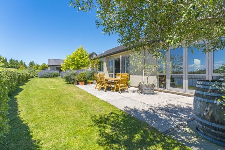 Photo of property in 40 Glenlochy Rise, Acacia Bay, Taupo, 3385