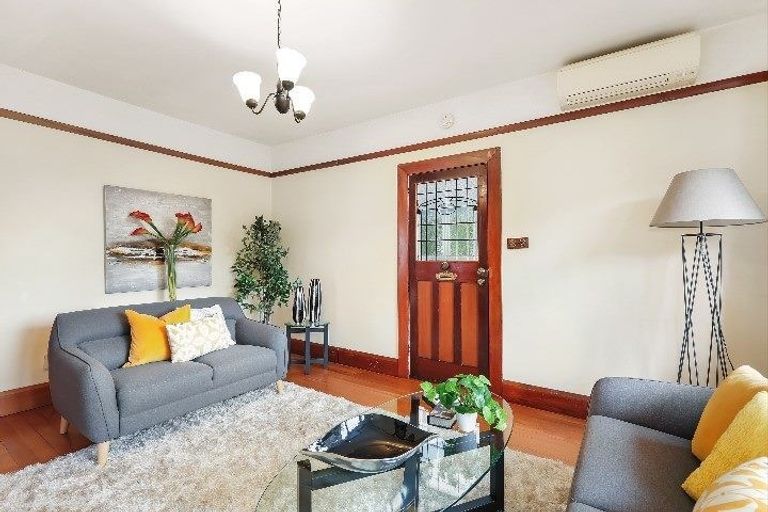 Photo of property in 22 Koromiko Street, Saint Martins, Christchurch, 8022