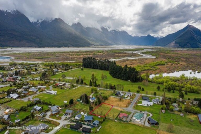 Photo of property in 12 Woodley Place, Glenorchy, 9372