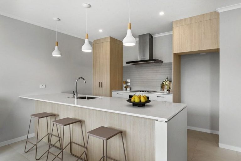 Photo of property in 34 Te Aniwaniwa Terrace, Albany, 0632