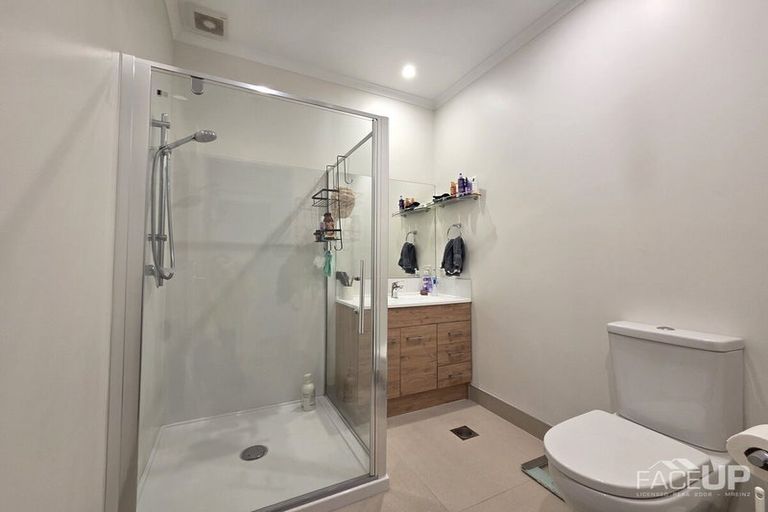 Photo of property in 46 Rangihina Road, Hobsonville, Auckland, 0616