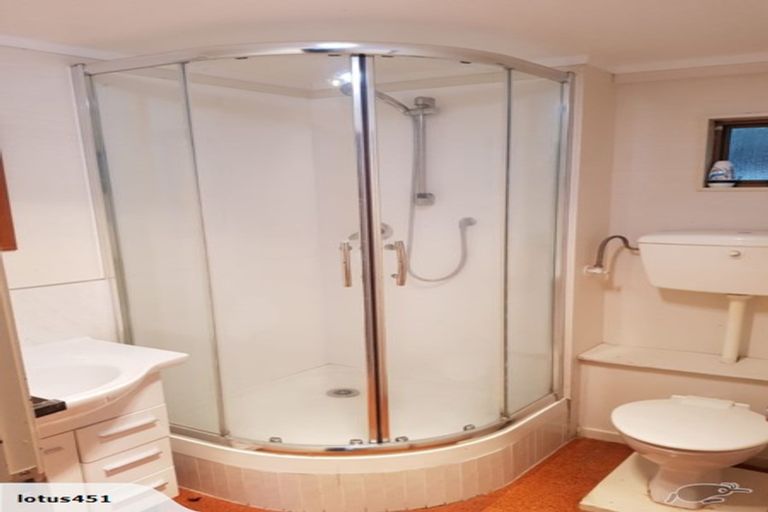 Photo of property in 13 Malters Place, Browns Bay, Auckland, 0630