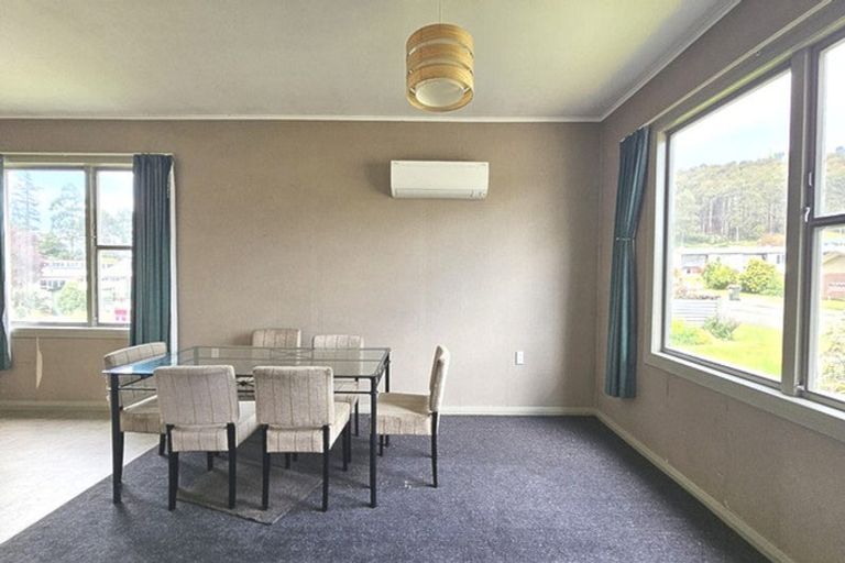 Photo of property in 43 Copinsha Street, Palmerston, 9430