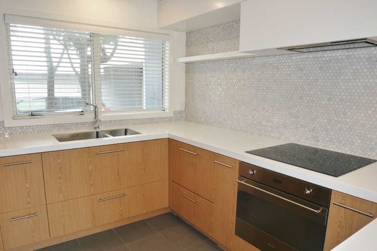 Photo of property in 6/17 Eversleigh Street, St Albans, Christchurch, 8014