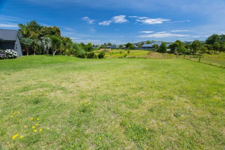 Photo of property in 17 Charteris Rise, Riverdale, Gisborne, 4010