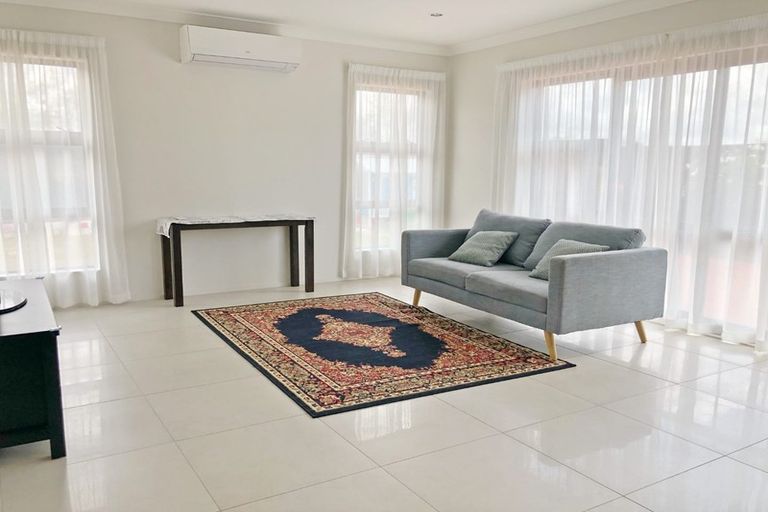 Photo of property in 32 Wawatai Drive, Karaka, Papakura, 2113