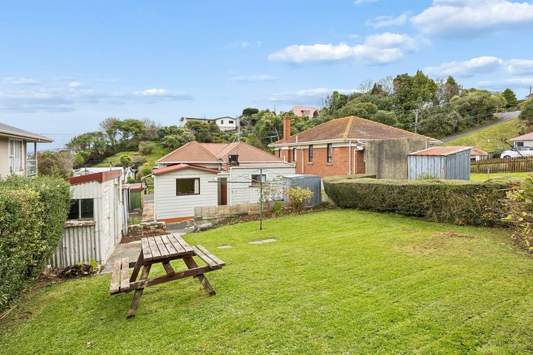 Photo of property in 8 Kellas Street, Macandrew Bay, Dunedin, 9014